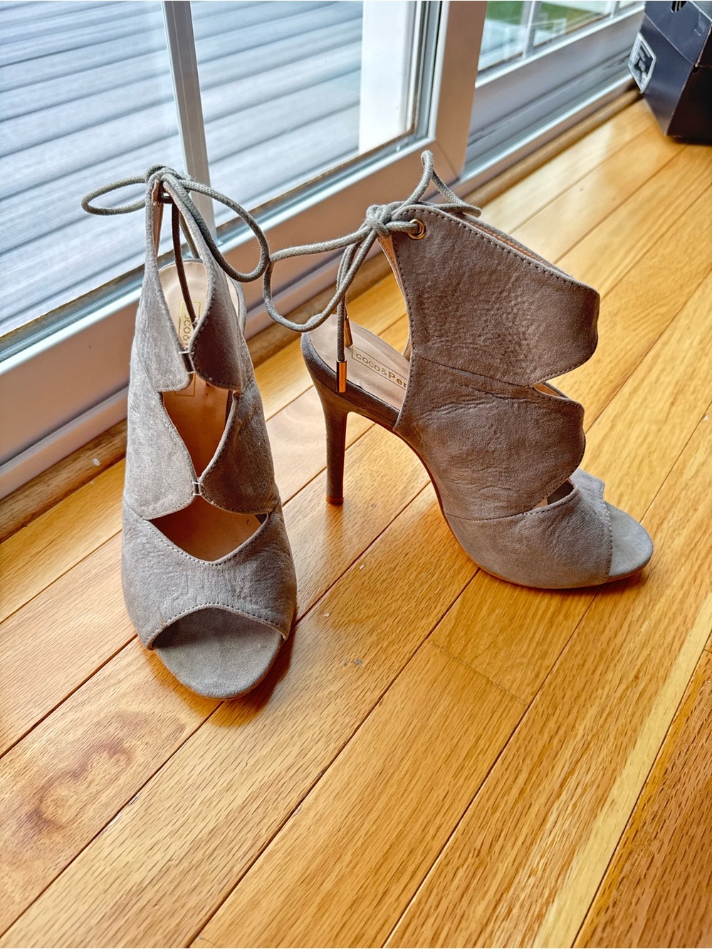 Local European Y2K Taupe Suede Lace-Up Peep Toe Heels